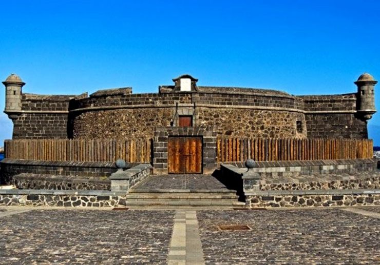 The fort by the sea front of Santa Cruz de Tenerife