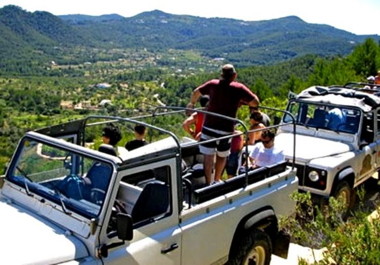 Scenic mountain view Ibiza jeep safari tour
