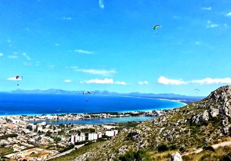 Paragliding in Mallorca with amazing view
