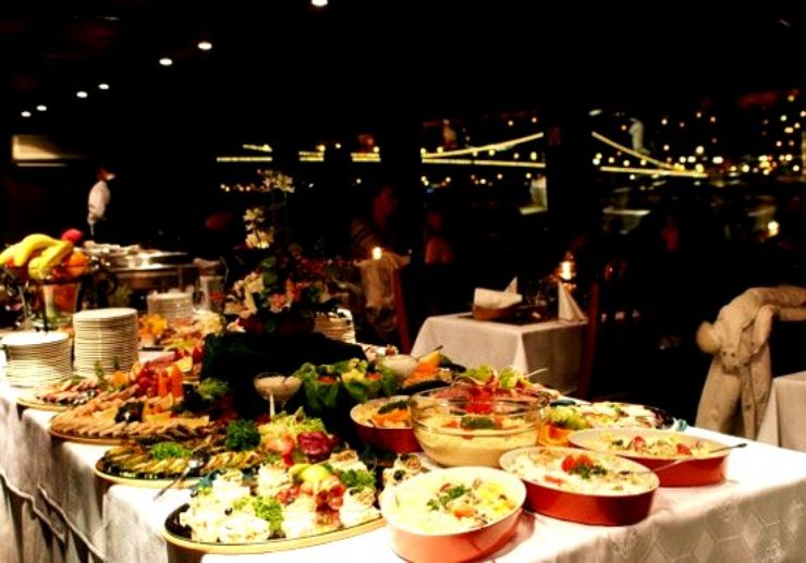 Delicious buffet dinner served on Budapest river cruise