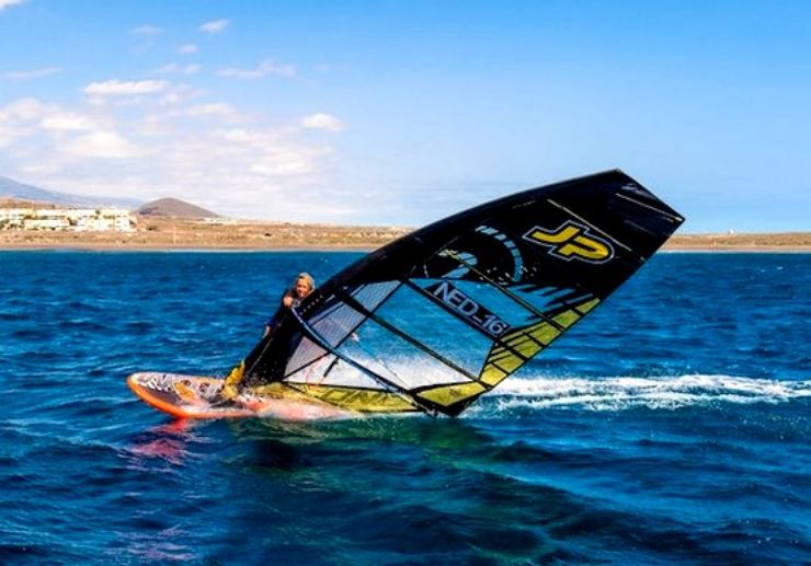 Advanced windsurfing course in El Medano