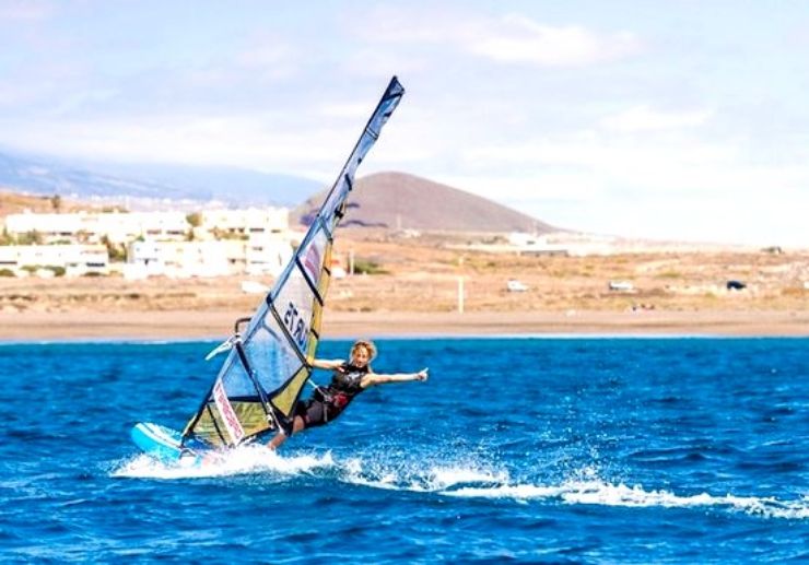 Enjoy windsurfing private lessons in Tenerife
