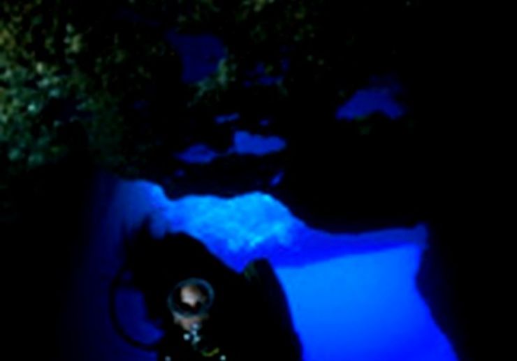 Dive in underwater caverns in Gozo
