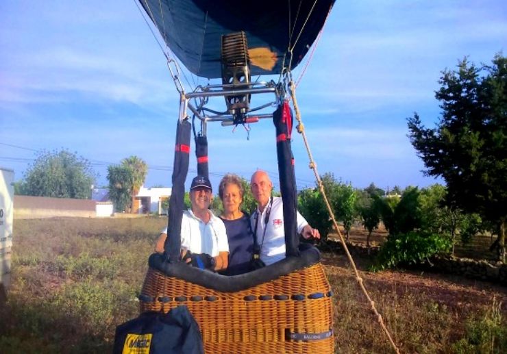 Hire a private hot air balloon tour in Ibiza