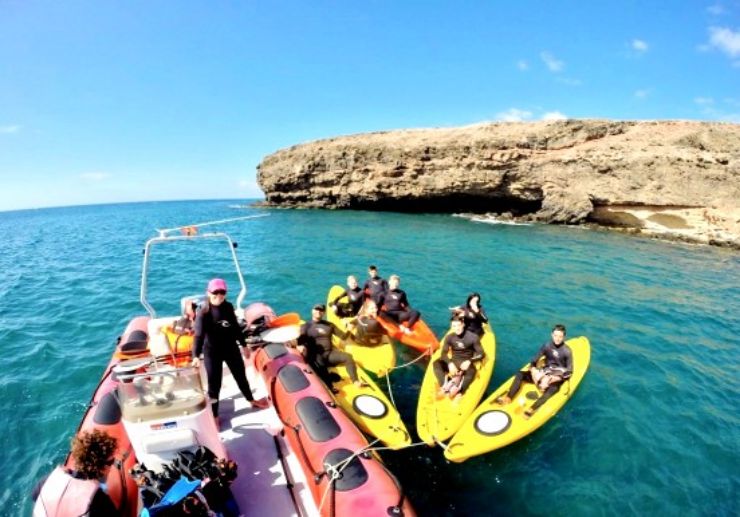 Kayak excursion with snorkel in Fuerteventura
