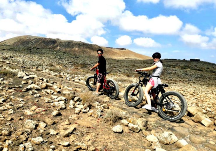 Fuerteventura electric bike tour from Lanzarote