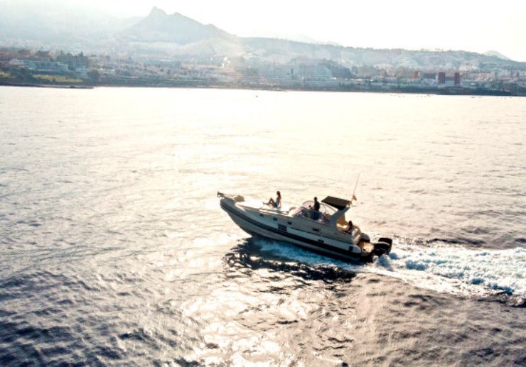 Luxury speedboat private charter in Tenerife
