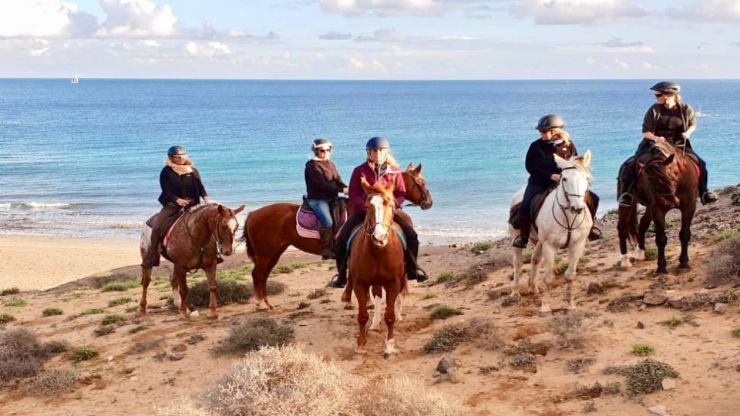 Papagayo horseback riding in Lanzarote